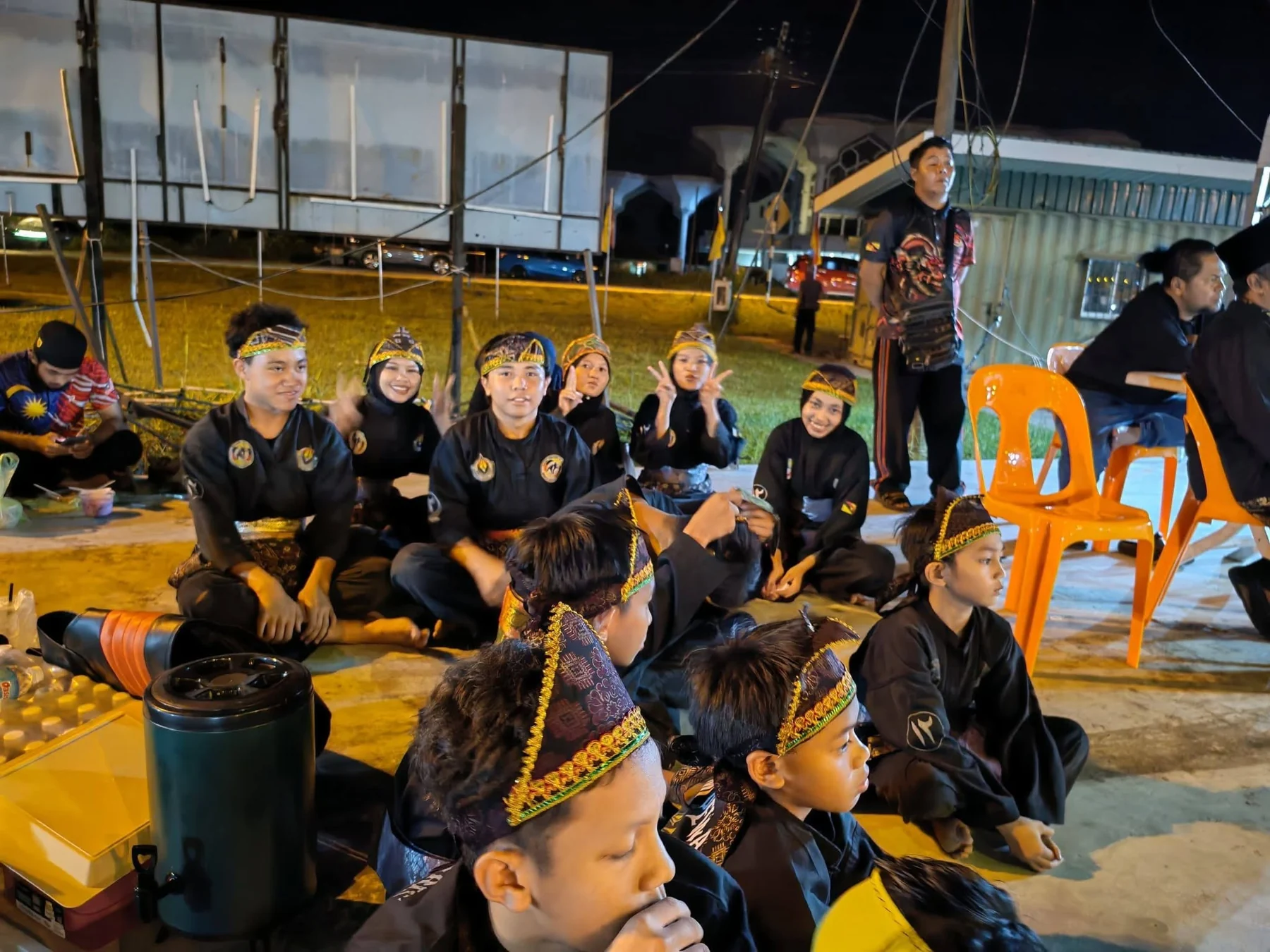 Peserta komuniti RSSWS duduk bersama